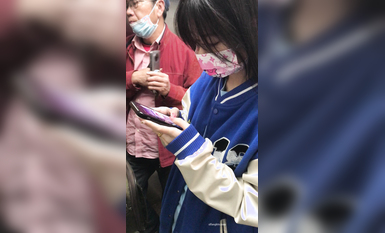 稀缺學姐專場 專業抄底靚麗制服學姐珍藏版 貼著美女屁股抄 有燈光加持畫質特好 超清4K原版 (37)