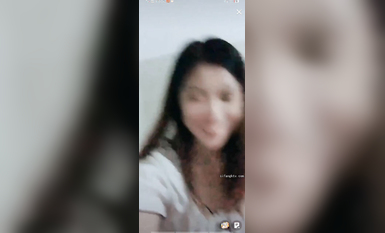 最新《瘋狂抖音》外篇之《抖音擦邊4》顏值主播各顯神通 閃現走光 刷邊瘋狂作死 扣逼漏奶 (54)