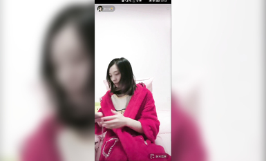 最新《瘋狂抖音》外篇之『三亞美女2』極品三亞外圍美女大秀身材 作死大尺度 摳B揉乳擠奶 (146)