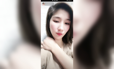 最新《瘋狂抖音》外篇之『三亞美女2』極品三亞外圍美女大秀身材 作死大尺度 摳B揉乳擠奶 (156)