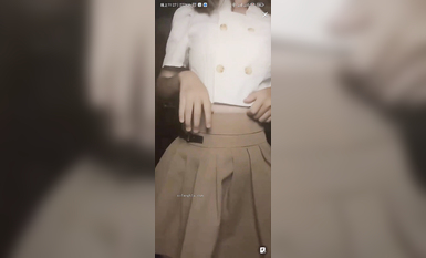 最新《瘋狂抖音》外篇之《抖音擦邊4》顏值主播各顯神通 閃現走光 刷邊瘋狂作死 扣逼漏奶 (295)