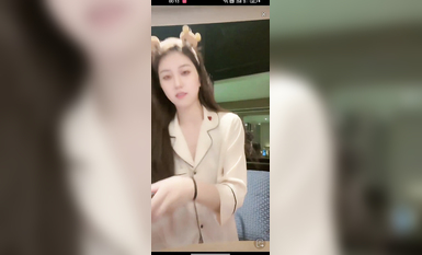 最新《瘋狂抖音》外篇之《抖音擦邊4》顏值主播各顯神通 閃現走光 刷邊瘋狂作死 扣逼漏奶 (20)