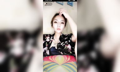 最新《瘋狂抖音》外篇之『三亞美女2』極品三亞外圍美女大秀身材 作死大尺度 摳B揉乳擠奶 (30)