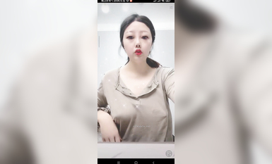 最新《瘋狂抖音》外篇之《抖音擦邊4》顏值主播各顯神通 閃現走光 刷邊瘋狂作死 扣逼漏奶 (154)