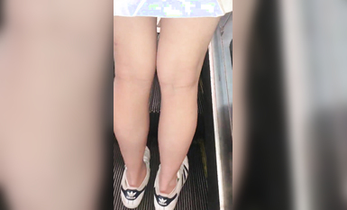 最新《瘋狂抖音》外篇之『三亞美女2』極品三亞外圍美女大秀身材 作死大尺度 摳B揉乳擠奶 (185)