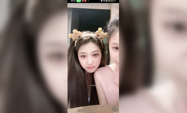 最新《瘋狂抖音》外篇之《抖音擦邊4》顏值主播各顯神通 閃現走光 刷邊瘋狂作死 扣逼漏奶 (14)