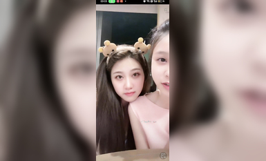 最新《瘋狂抖音》外篇之《抖音擦邊4》顏值主播各顯神通 閃現走光 刷邊瘋狂作死 扣逼漏奶 (14)