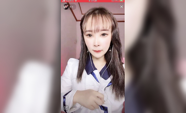 最新《瘋狂抖音》外篇之《抖音擦邊4》顏值主播各顯神通 閃現走光 刷邊瘋狂作死 扣逼漏奶 (260)