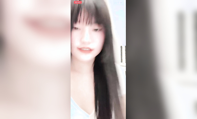 最新《瘋狂抖音》外篇之『三亞美女2』極品三亞外圍美女大秀身材 作死大尺度 摳B揉乳擠奶 (23)