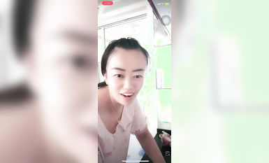 最新《瘋狂抖音》外篇之《抖音擦邊4》顏值主播各顯神通 閃現走光 刷邊瘋狂作死 扣逼漏奶 (64)