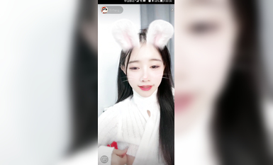 最新《瘋狂抖音》外篇之『三亞美女2』極品三亞外圍美女大秀身材 作死大尺度 摳B揉乳擠奶 (194)