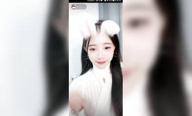 最新《瘋狂抖音》外篇之『三亞美女2』極品三亞外圍美女大秀身材 作死大尺度 摳B揉乳擠奶 (194)