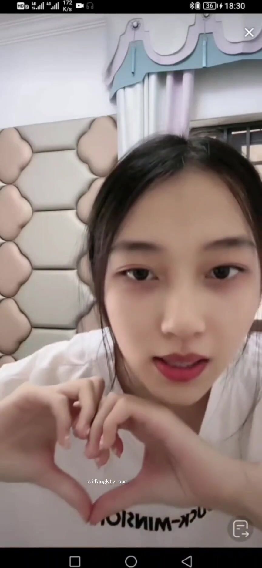 最新《瘋狂抖音》外篇之《抖音擦邊4》顏值主播各顯神通 閃現走光 刷邊瘋狂作死 扣逼漏奶 (231)