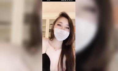 最新《瘋狂抖音》外篇之《抖音擦邊4》顏值主播各顯神通 閃現走光 刷邊瘋狂作死 扣逼漏奶 (138)