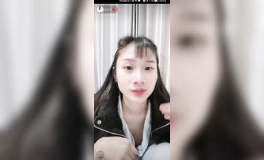 最新《瘋狂抖音》外篇之『三亞美女2』極品三亞外圍美女大秀身材 作死大尺度 摳B揉乳擠奶 (130)