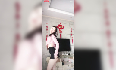 最新《瘋狂抖音》外篇之《抖音擦邊4》顏值主播各顯神通 閃現走光 刷邊瘋狂作死 扣逼漏奶 (148)