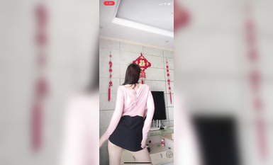 最新《瘋狂抖音》外篇之《抖音擦邊4》顏值主播各顯神通 閃現走光 刷邊瘋狂作死 扣逼漏奶 (148)