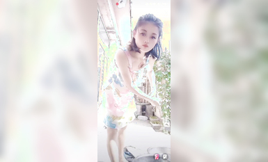 最新《瘋狂抖音》外篇之《抖音擦邊4》顏值主播各顯神通 閃現走光 刷邊瘋狂作死 扣逼漏奶 (52)