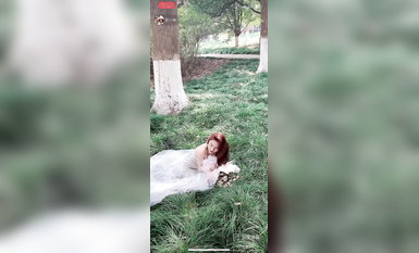 最新《瘋狂抖音》外篇之『三亞美女2』極品三亞外圍美女大秀身材 作死大尺度 摳B揉乳擠奶 (13)