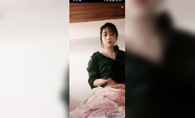 最新《瘋狂抖音》外篇之『三亞美女2』極品三亞外圍美女大秀身材 作死大尺度 摳B揉乳擠奶 (97)