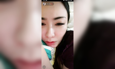 最新《瘋狂抖音》外篇之『三亞美女2』極品三亞外圍美女大秀身材 作死大尺度 摳B揉乳擠奶 (50)