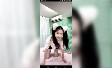 最新《瘋狂抖音》外篇之《抖音擦邊4》顏值主播各顯神通 閃現走光 刷邊瘋狂作死 扣逼漏奶 (237)