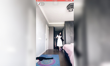 最新《瘋狂抖音》外篇之《抖音擦邊4》顏值主播各顯神通 閃現走光 刷邊瘋狂作死 扣逼漏奶 (55)