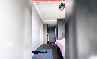 最新《瘋狂抖音》外篇之《抖音擦邊4》顏值主播各顯神通 閃現走光 刷邊瘋狂作死 扣逼漏奶 (55)