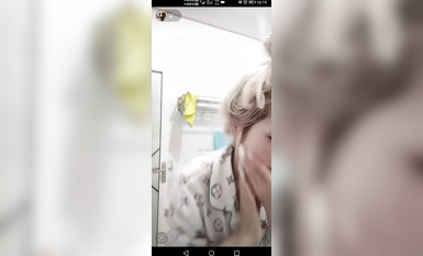 最新《瘋狂抖音》外篇之《抖音擦邊4》顏值主播各顯神通 閃現走光 刷邊瘋狂作死 扣逼漏奶 (247)