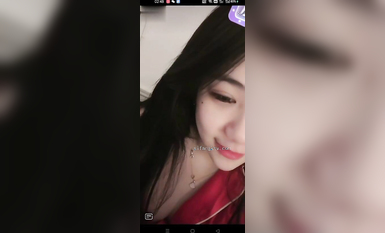 最新《瘋狂抖音》外篇之《抖音擦邊4》顏值主播各顯神通 閃現走光 刷邊瘋狂作死 扣逼漏奶 (177)