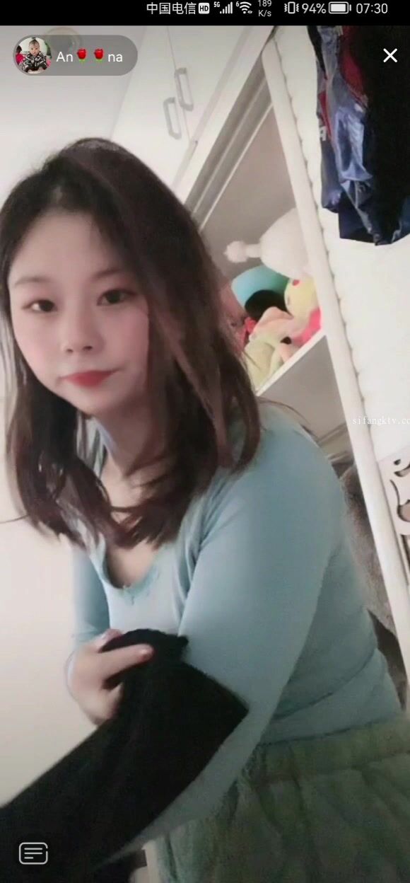 最新《瘋狂抖音》外篇之『三亞美女2』極品三亞外圍美女大秀身材 作死大尺度 摳B揉乳擠奶 (45)