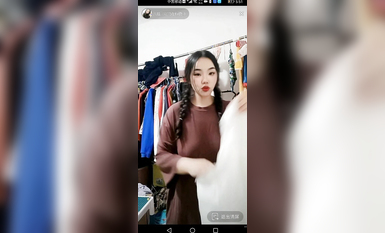 最新《瘋狂抖音》外篇之『三亞美女2』極品三亞外圍美女大秀身材 作死大尺度 摳B揉乳擠奶 (90)