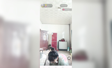 最新《瘋狂抖音》外篇之『三亞美女2』極品三亞外圍美女大秀身材 作死大尺度 摳B揉乳擠奶 (151)