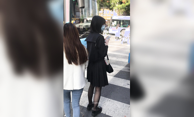 稀缺學姐專場 專業抄底靚麗制服學姐珍藏版 貼著美女屁股抄 有燈光加持畫質特好 超清4K原版 (26)