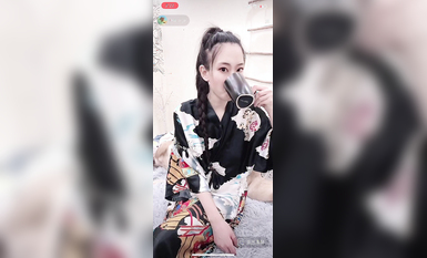 最新《瘋狂抖音》外篇之『三亞美女2』極品三亞外圍美女大秀身材 作死大尺度 摳B揉乳擠奶 (145)