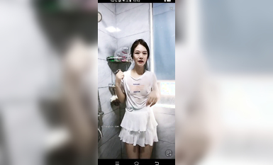 最新《瘋狂抖音》外篇之《抖音擦邊4》顏值主播各顯神通 閃現走光 刷邊瘋狂作死 扣逼漏奶 (198)