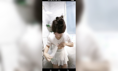 最新《瘋狂抖音》外篇之《抖音擦邊4》顏值主播各顯神通 閃現走光 刷邊瘋狂作死 扣逼漏奶 (198)