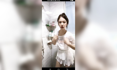 最新《瘋狂抖音》外篇之《抖音擦邊4》顏值主播各顯神通 閃現走光 刷邊瘋狂作死 扣逼漏奶 (198)