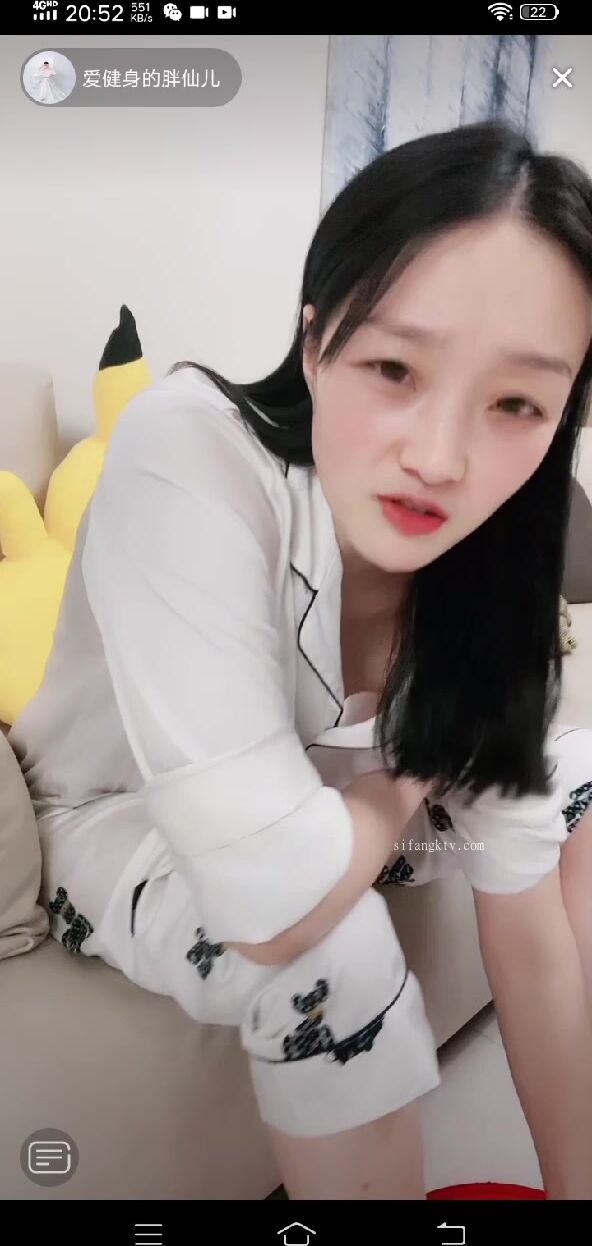 最新《瘋狂抖音》外篇之『三亞美女2』極品三亞外圍美女大秀身材 作死大尺度 摳B揉乳擠奶 (134)