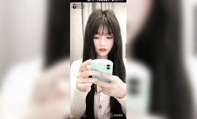 最新《瘋狂抖音》外篇之『三亞美女2』極品三亞外圍美女大秀身材 作死大尺度 摳B揉乳擠奶 (24)