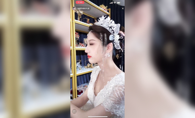 最新《瘋狂抖音》外篇之《抖音擦邊4》顏值主播各顯神通 閃現走光 刷邊瘋狂作死 扣逼漏奶 (259)