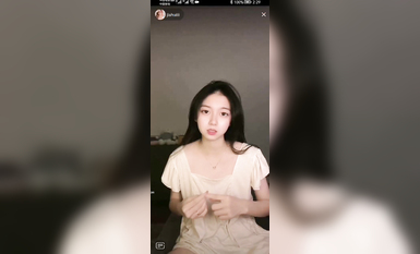 最新《瘋狂抖音》外篇之《抖音擦邊4》顏值主播各顯神通 閃現走光 刷邊瘋狂作死 扣逼漏奶 (6)