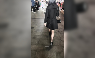 稀缺學姐專場 專業抄底靚麗制服學姐珍藏版 貼著美女屁股抄 有燈光加持畫質特好 超清4K原版 (27)