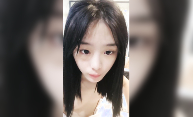 最熱爆款來襲！無套操2個嫩妹【夢夢】姨媽結束第1炮~ (4)