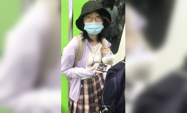 稀缺學妹專場 專業抄底靚麗學生妹JK制服 掀裙開閃光燈強抄 看的心驚肉跳太刺激 超清4K原版 (49)