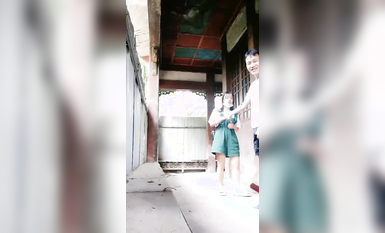 野外~玩刺激~玩心跳~【無敵小表妹】2男2女~車震小樹林~茅屋~ (9)