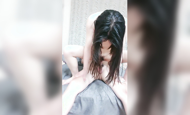 【情侶】【十柒學姐】大合集，極品甜美學姐與大叔的愛情 (1)