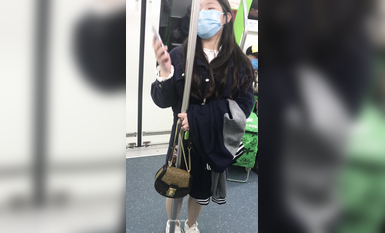 稀缺學妹專場 專業抄底靚麗學生妹JK制服 掀裙開閃光燈強抄 看的心驚肉跳太刺激 超清4K原版 (33)