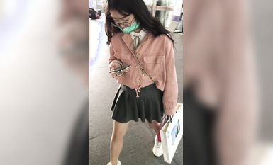 稀缺學妹專場 專業抄底靚麗學生妹JK制服 掀裙開閃光燈強抄 看的心驚肉跳太刺激 超清4K原版 (45)