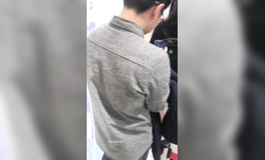 稀缺學妹專場 專業抄底靚麗學生妹JK制服 掀裙開閃光燈強抄 看的心驚肉跳太刺激 超清4K原版 (8)